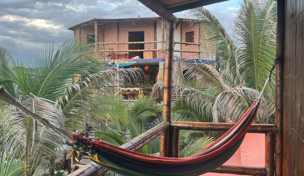 ea671058-567e-492f-87ae-d8e2377448a3