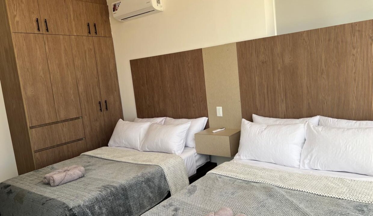 50c09d50-56ad-4239-acf8-e3a34e483fef