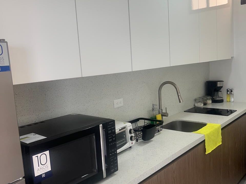 84c2c99c-ac00-474e-9aa0-4375ab3a7498