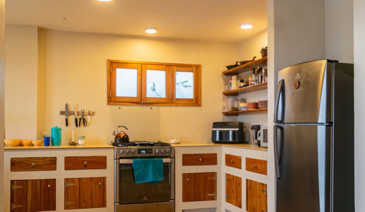 PHOTO-2025-11-23-10-25-17