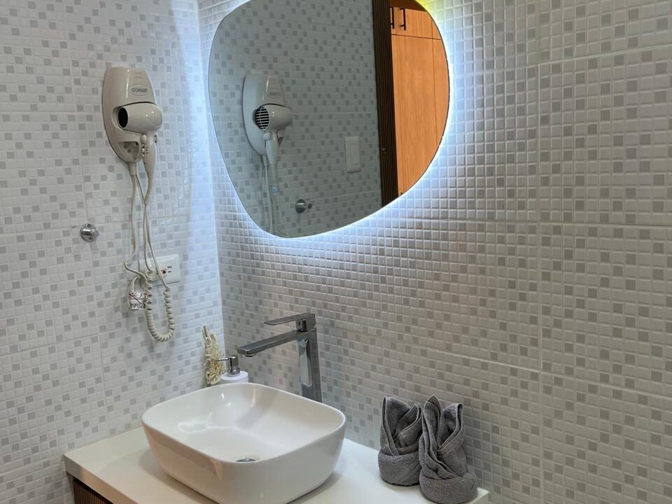 b0a47bdf-adc6-4751-b902-9a8b95175496