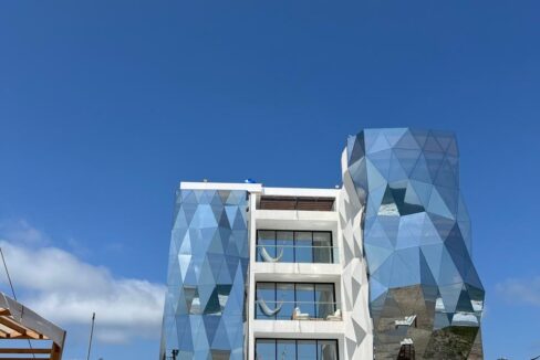 b57e3864-91af-4962-85c6-8e3d03213beb