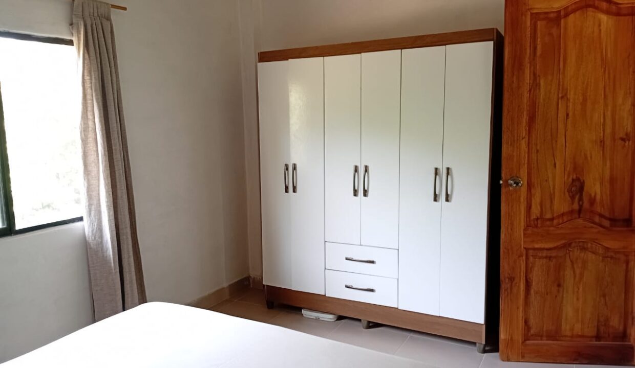 c75b9b50-d8d4-47d3-87d5-86e2fa0a02b6