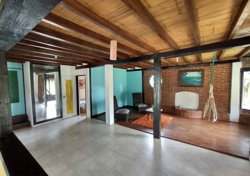 9b186bc1-de90-4206-a79d-377c2369ce35 4