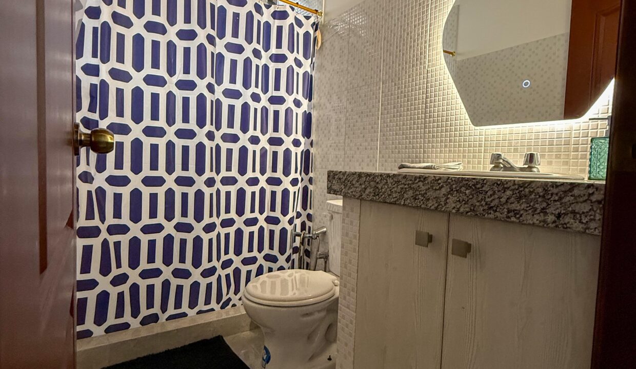 0d663b86-e3f3-450f-ba3d-c9b0c98821e8