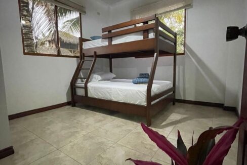 03549b5e-d4ef-4c99-98ef-5a2a8011eb79