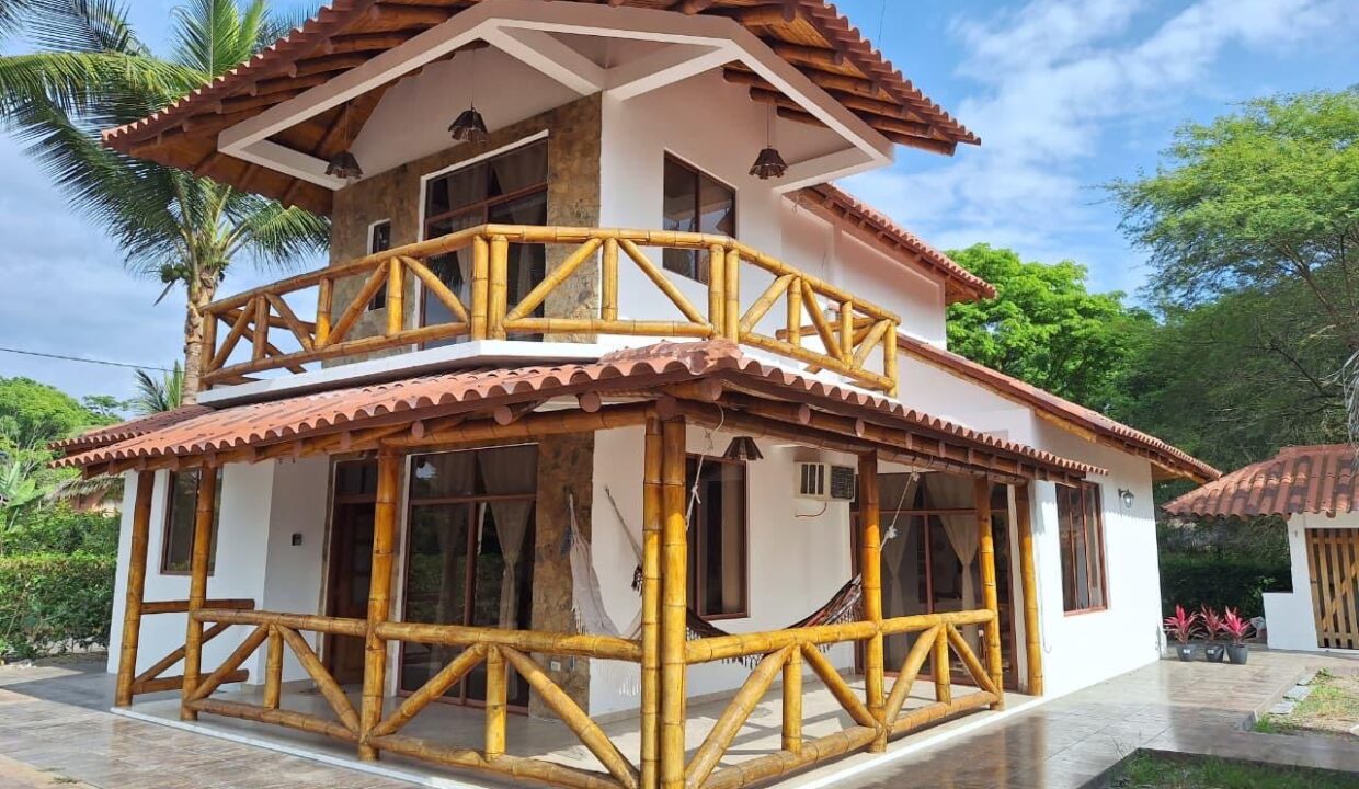 03abd227-d648-4827-8980-9754d5d64b52