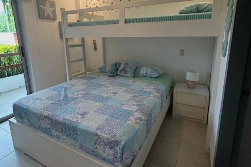 5a5fc51d-e733-4ce0-965f-344a92665754