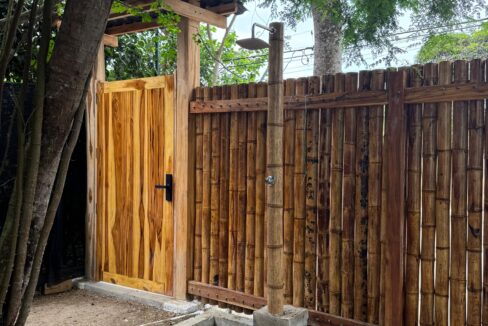 EBB313B4-4290-4E50-85EF-937016B717D7