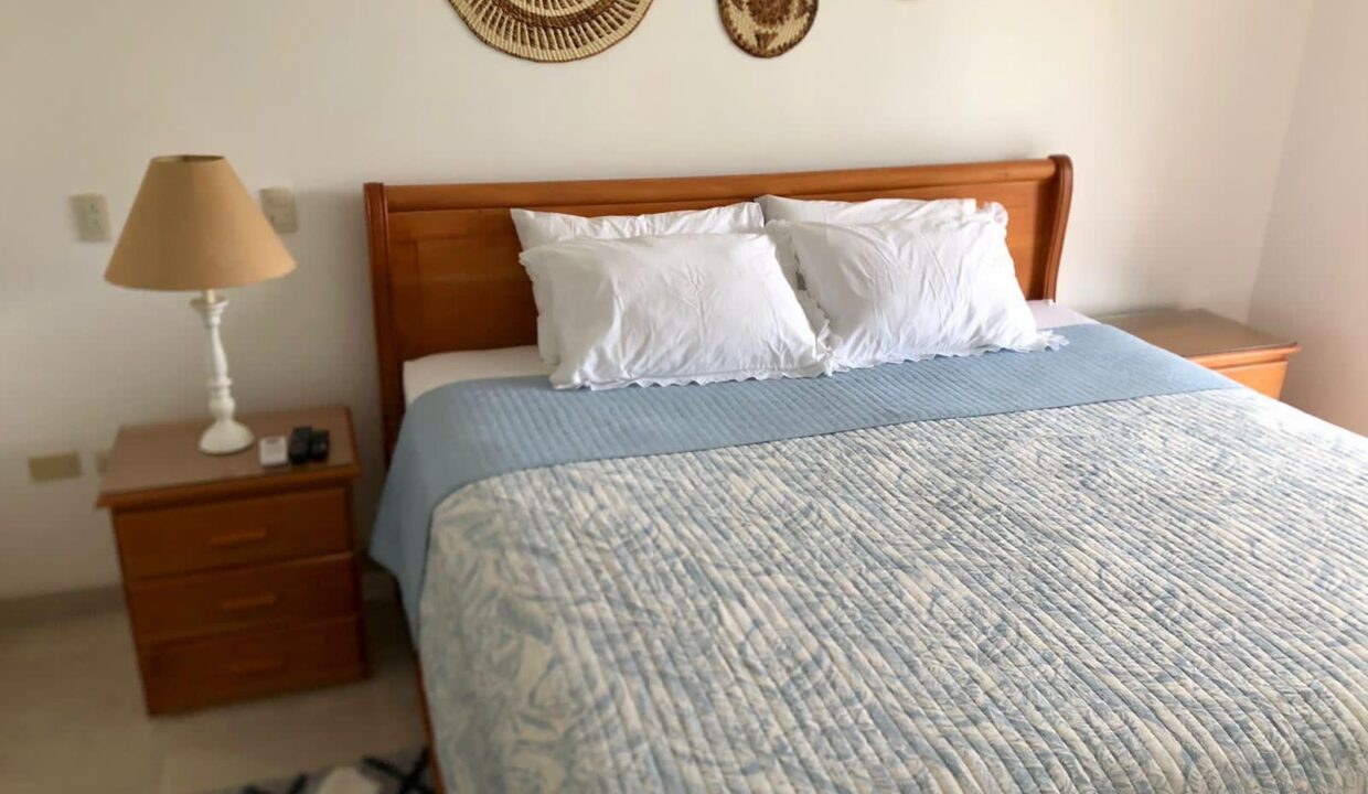 b3986fb0-1bc7-41cb-ad20-cbd33a79d096