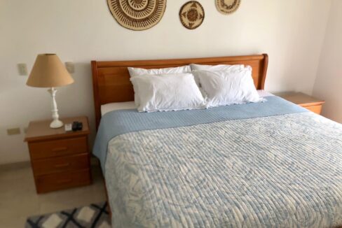 b3986fb0-1bc7-41cb-ad20-cbd33a79d096