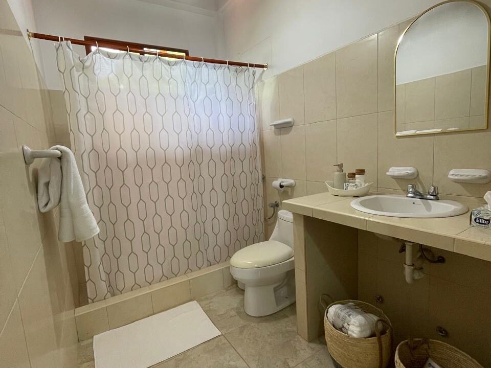 d5a5acc1-8b84-419f-9031-8cf2f8d933fd