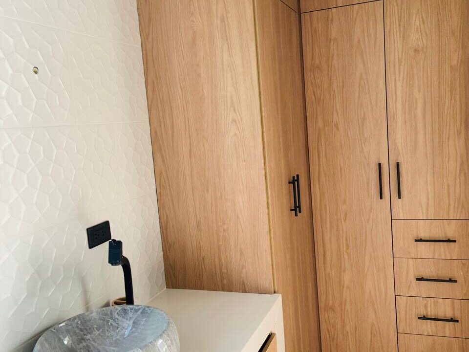 f9d1f1f0-26f5-4164-be4b-b7ca3a2298e4