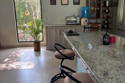 1f10bdcf-71e7-4aa2-a618-9e64769f2cf1