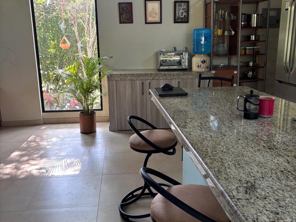 1f10bdcf-71e7-4aa2-a618-9e64769f2cf1