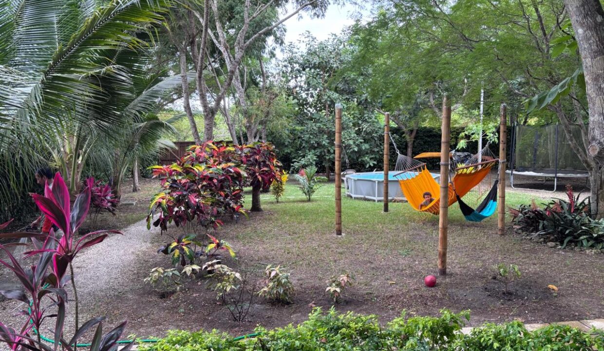 b3e1d181-f199-41f1-b93b-94dde87ac59e