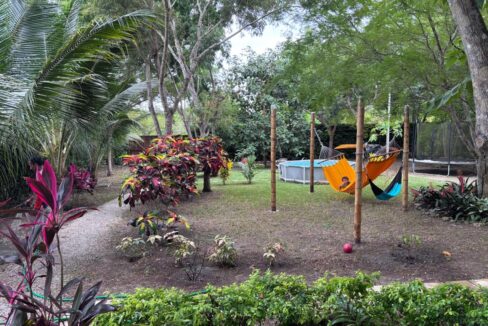 b3e1d181-f199-41f1-b93b-94dde87ac59e