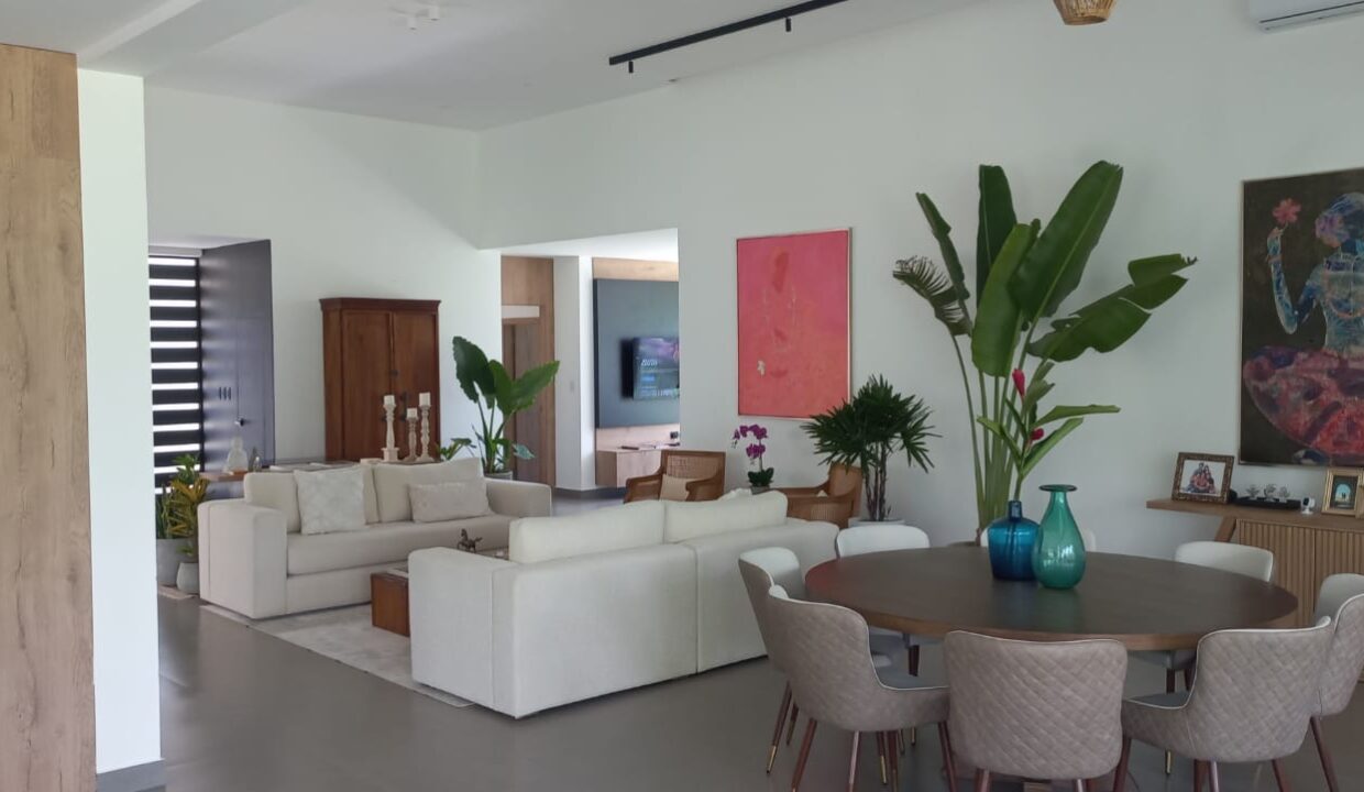 d863fc26-e1b1-47b4-8004-c943f523ccf7