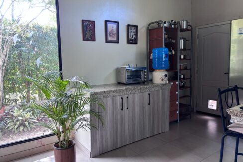 ead63a5e-69ea-48b7-9588-6e164c0dddb9